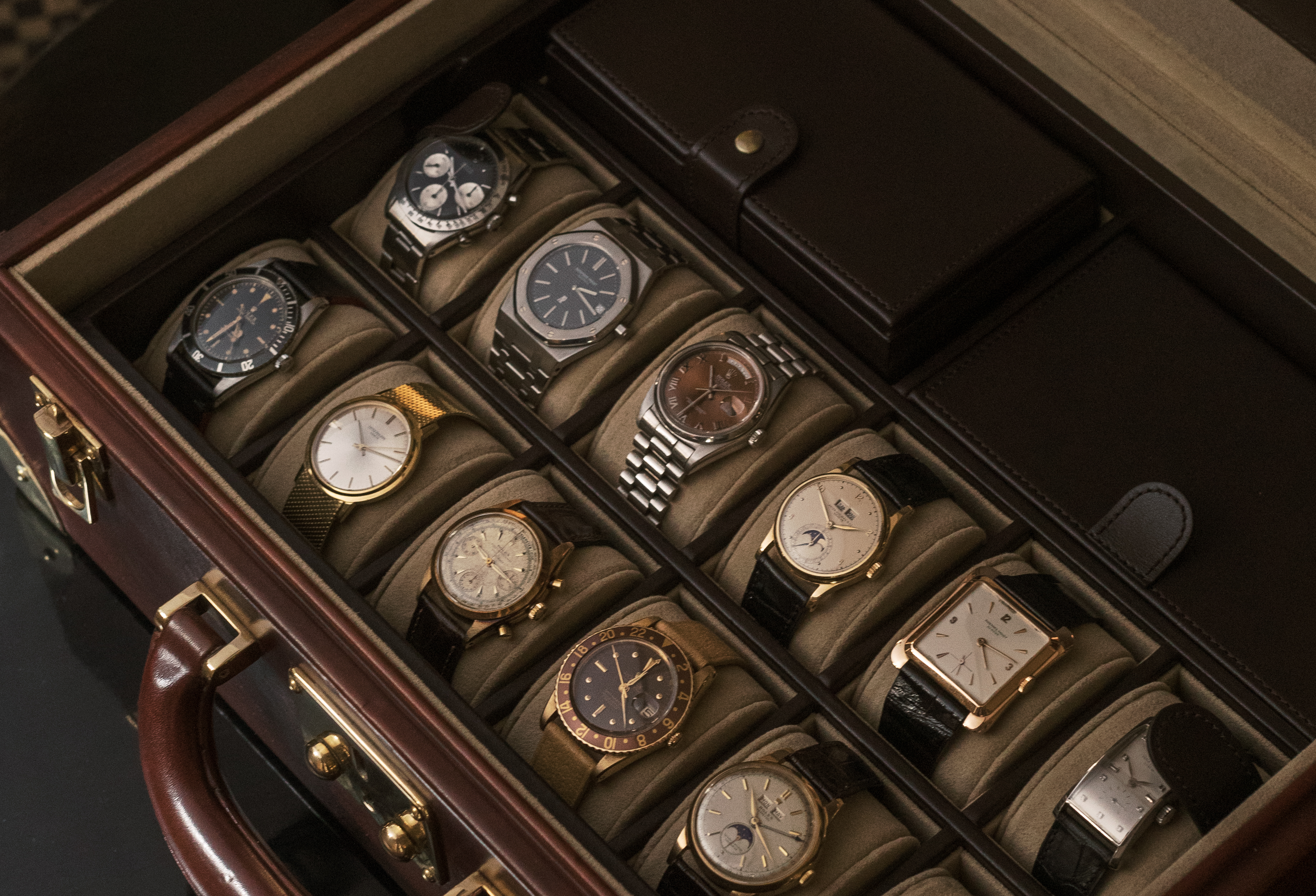 All watches Available