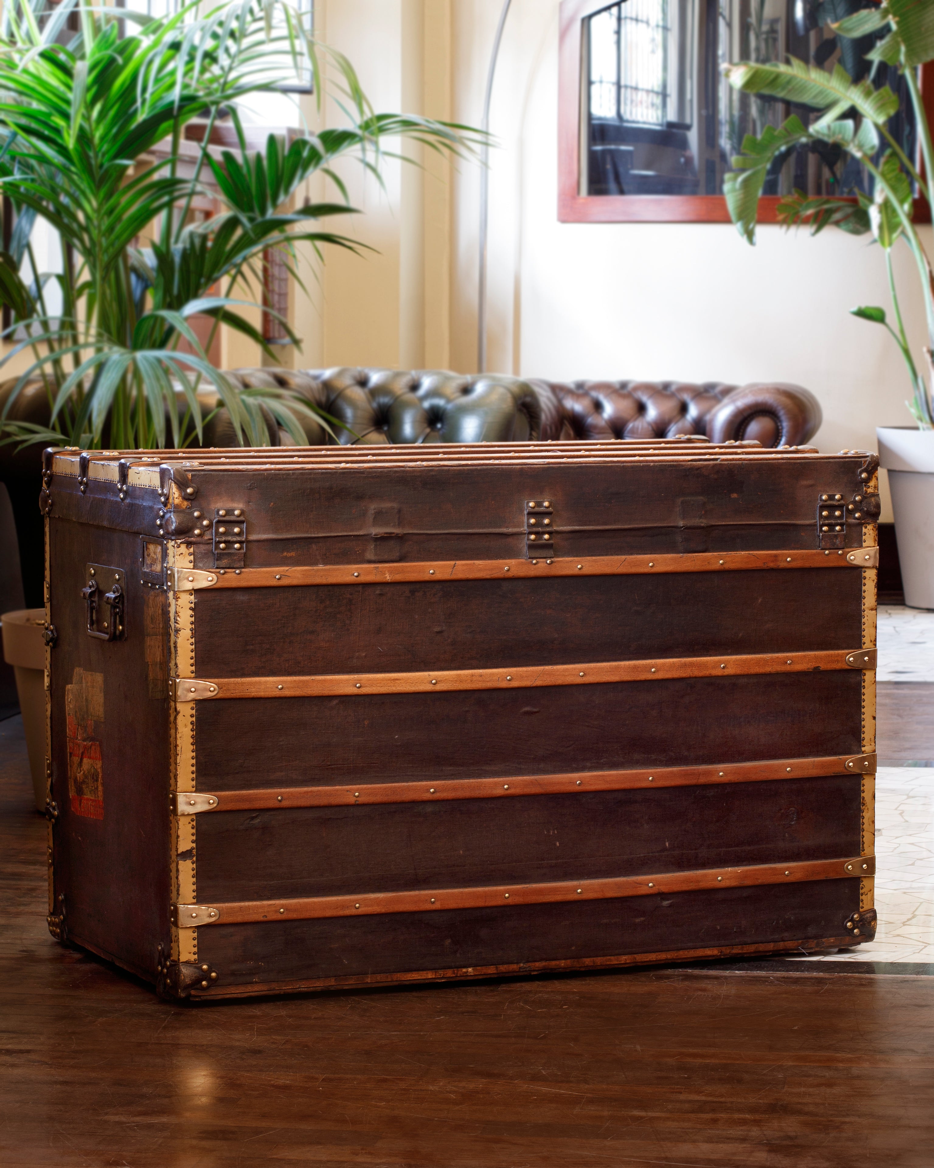 Edison Oversize Steamer Trunk