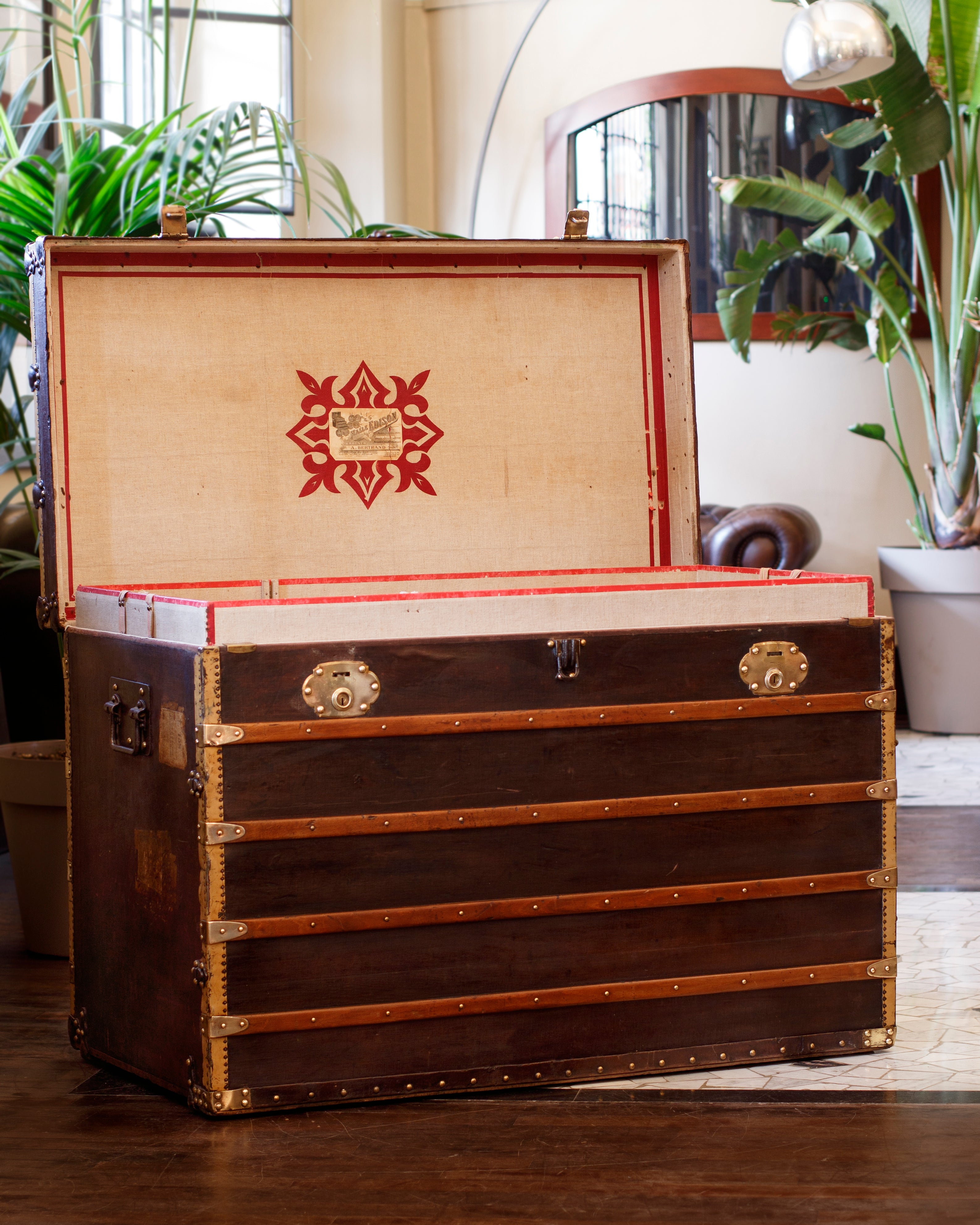 Edison Oversize Steamer Trunk