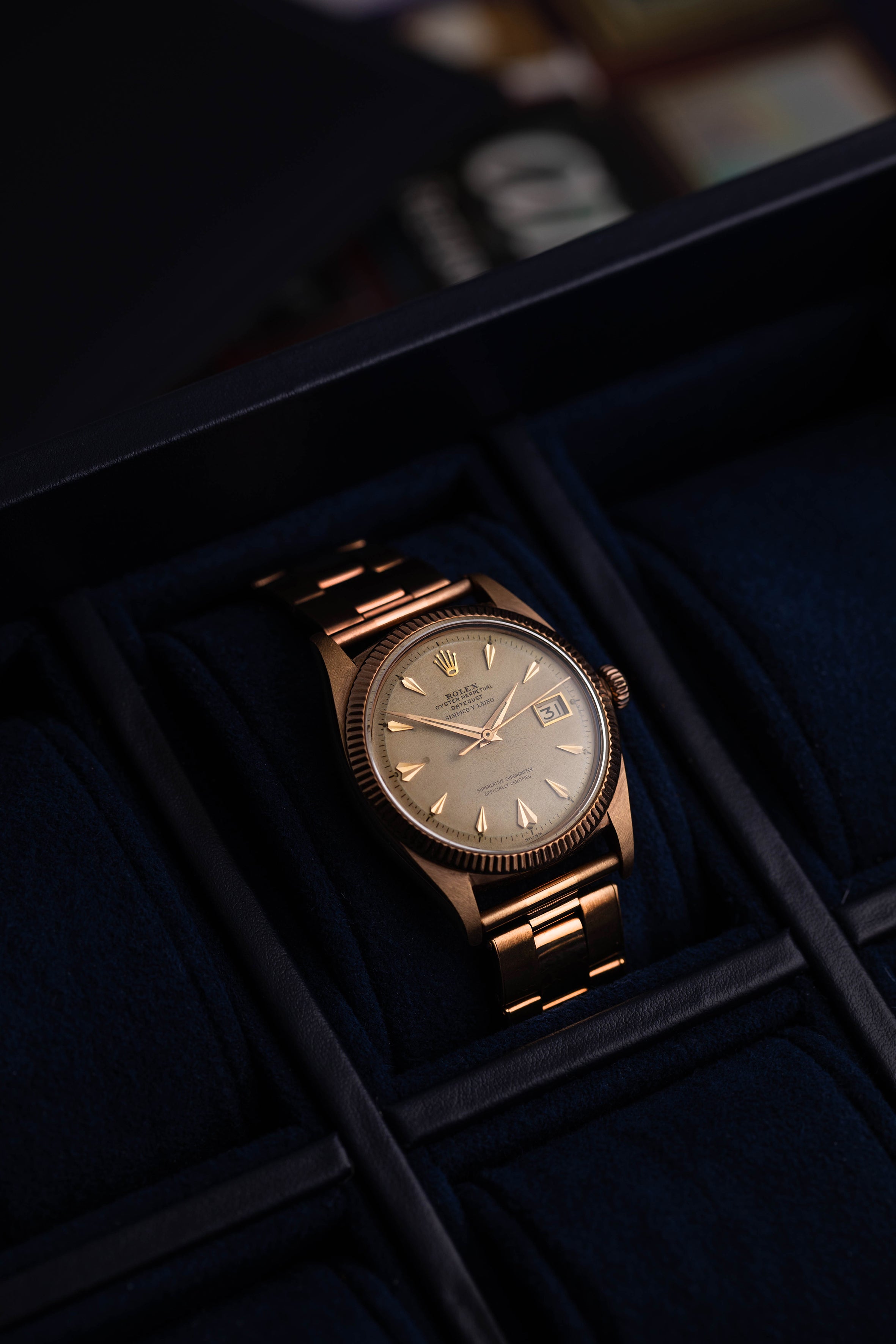 Rolex Ref. 6605 Datejust 'Ovettone' in rose gold, double signed dial "Serpico Y Liano" Caracas