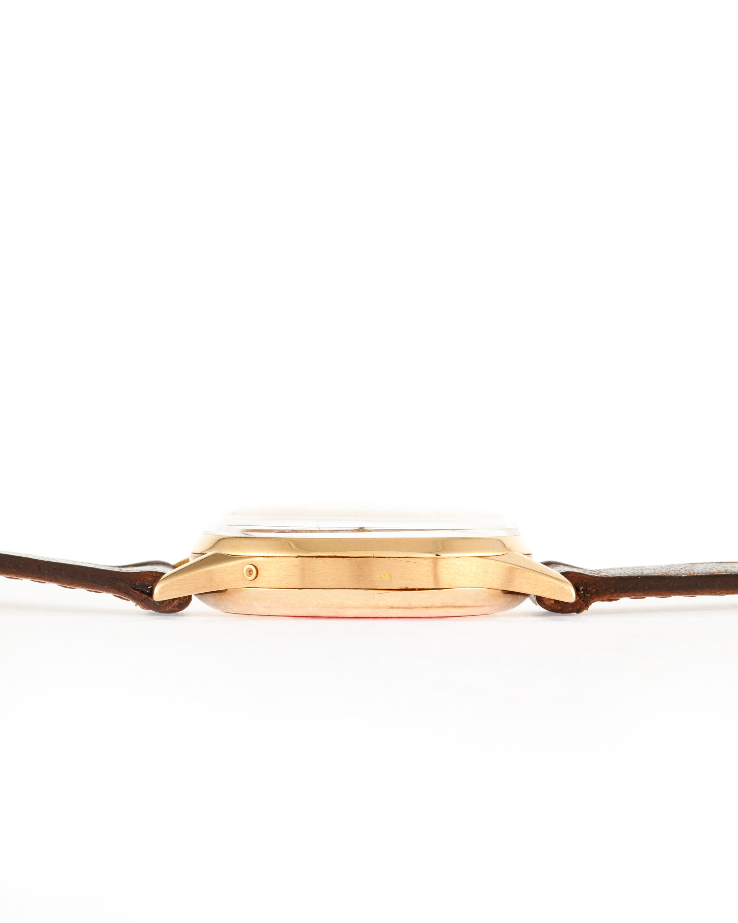 Universal Genève Dato – Compax in yellow gold and white dial - side