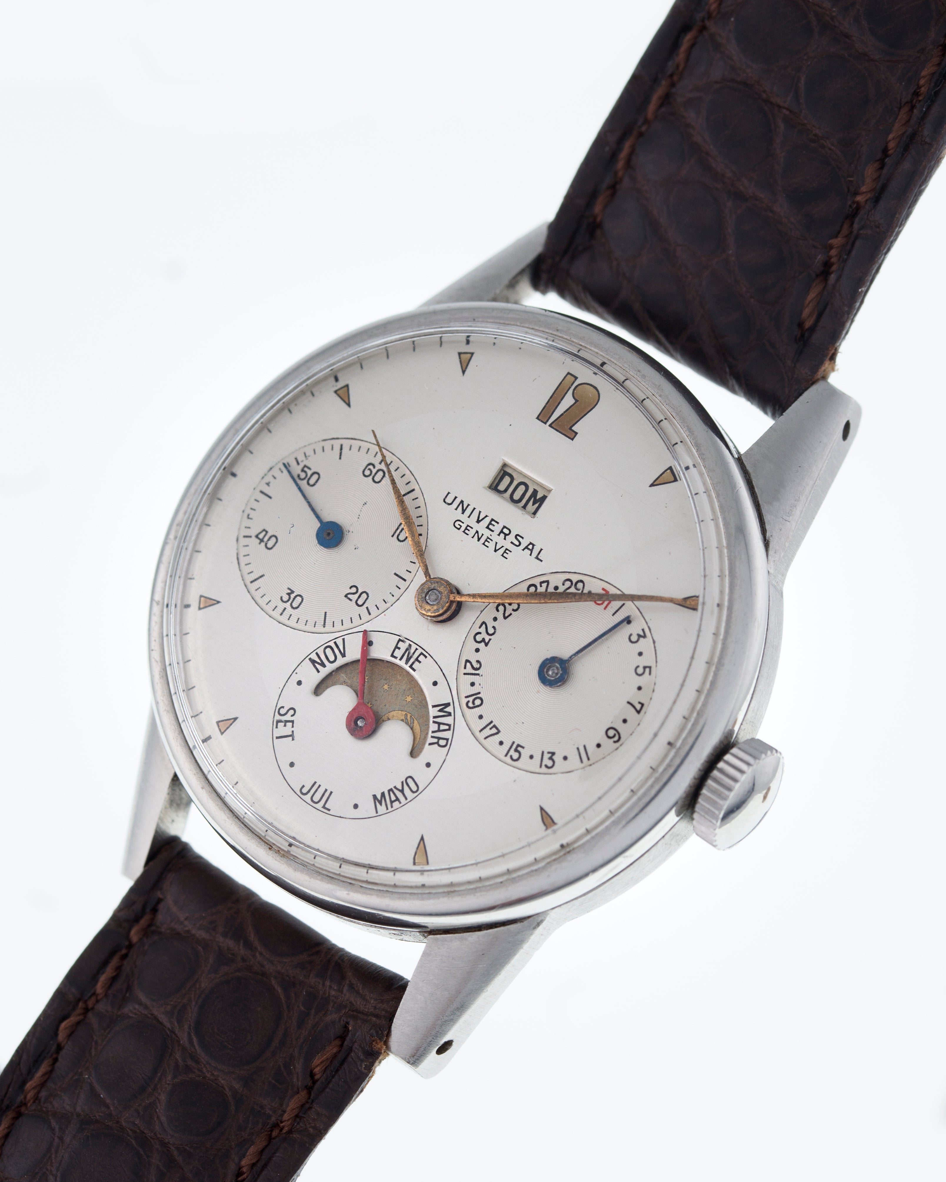 Universal Genève calendar moonphase two tone dial