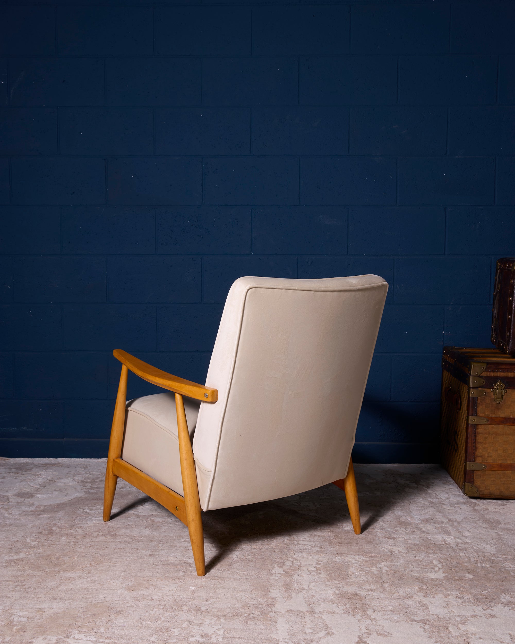 Old Vienna vintage armchair set