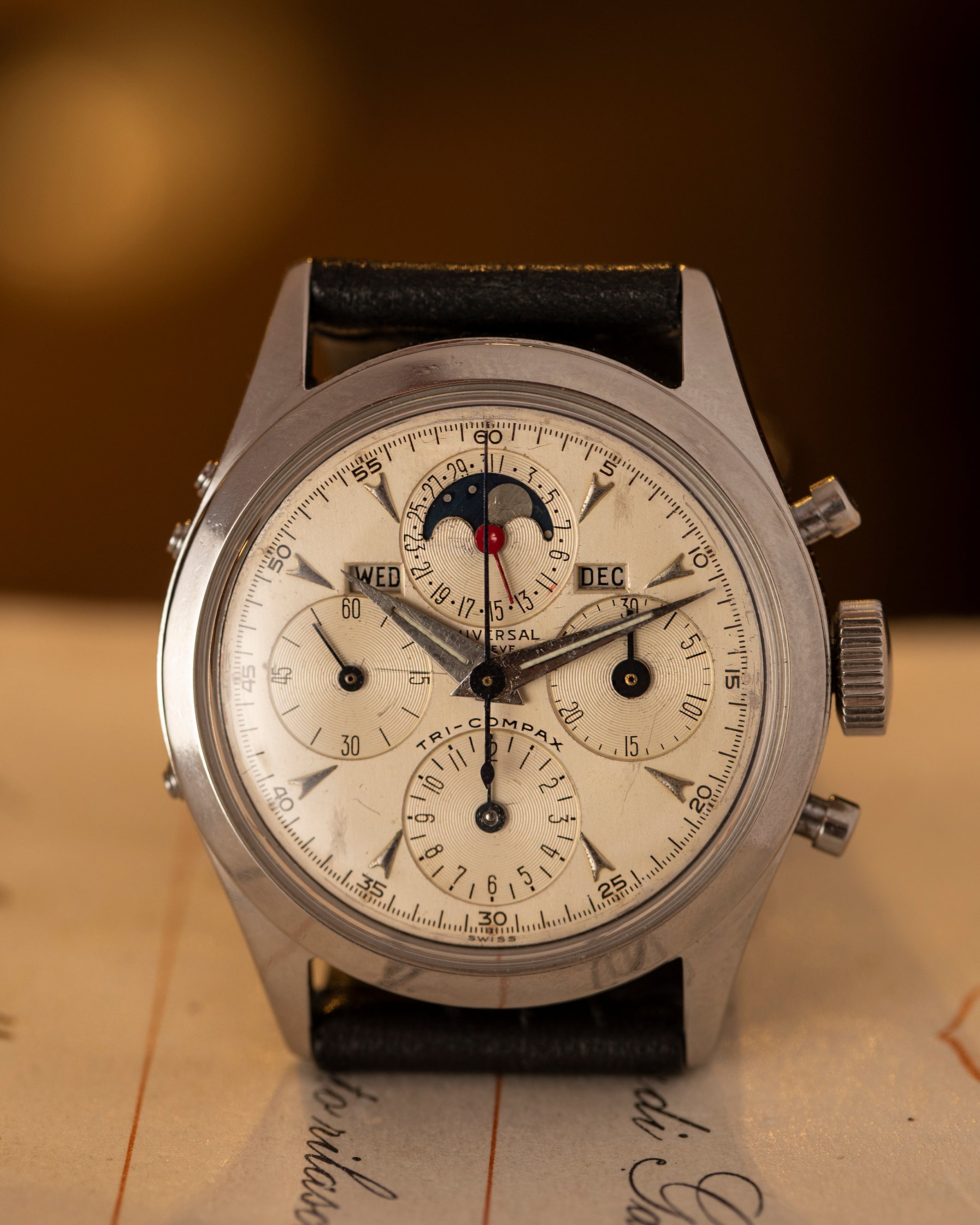 Universal Genève Ref. 22297 Tri Compax Rounded Pushers "spillino" in stainless steel woth white dial