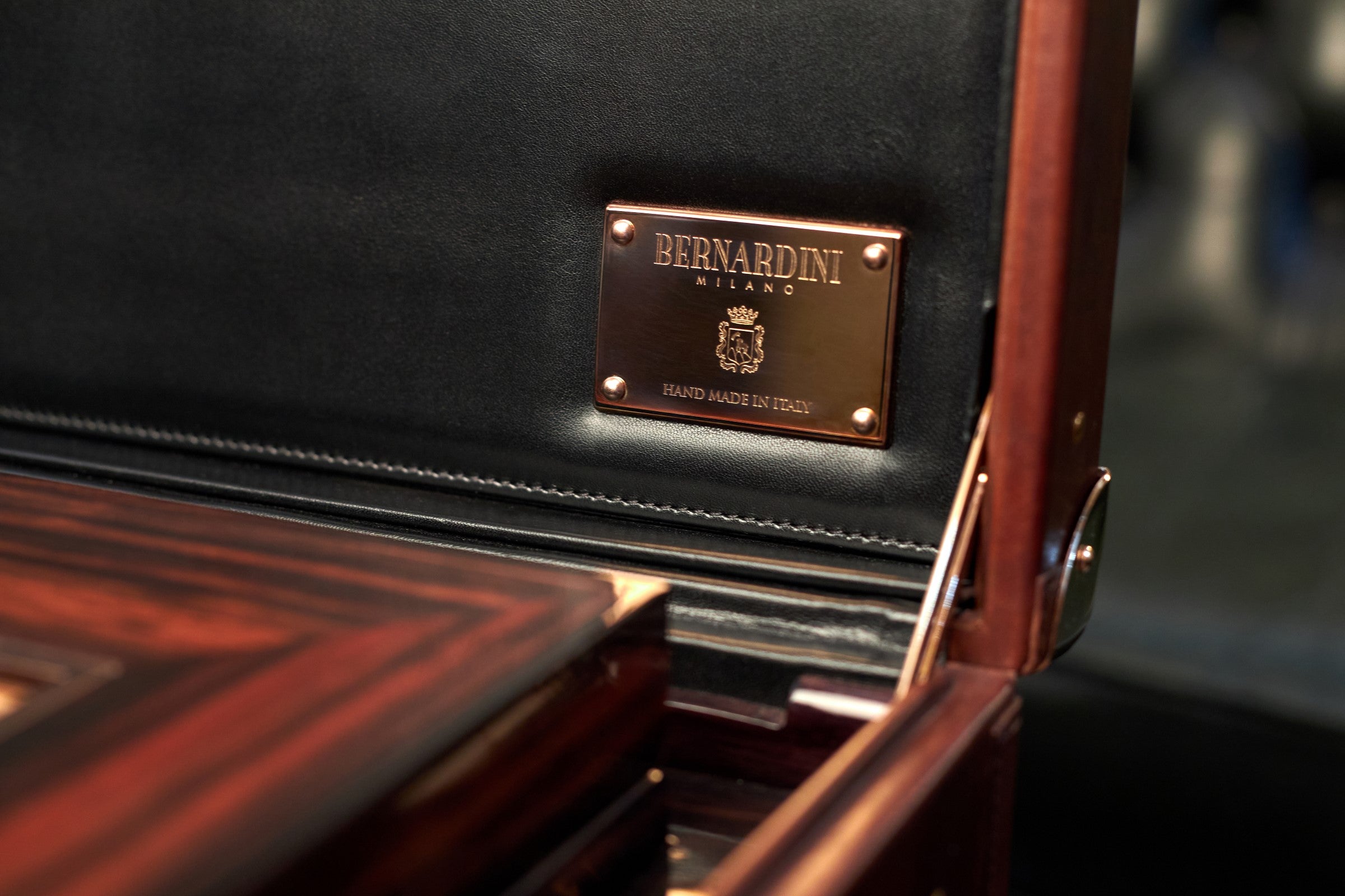 Bernardini Humidor Briefcase - Black leather and Ebony - N° 03/30