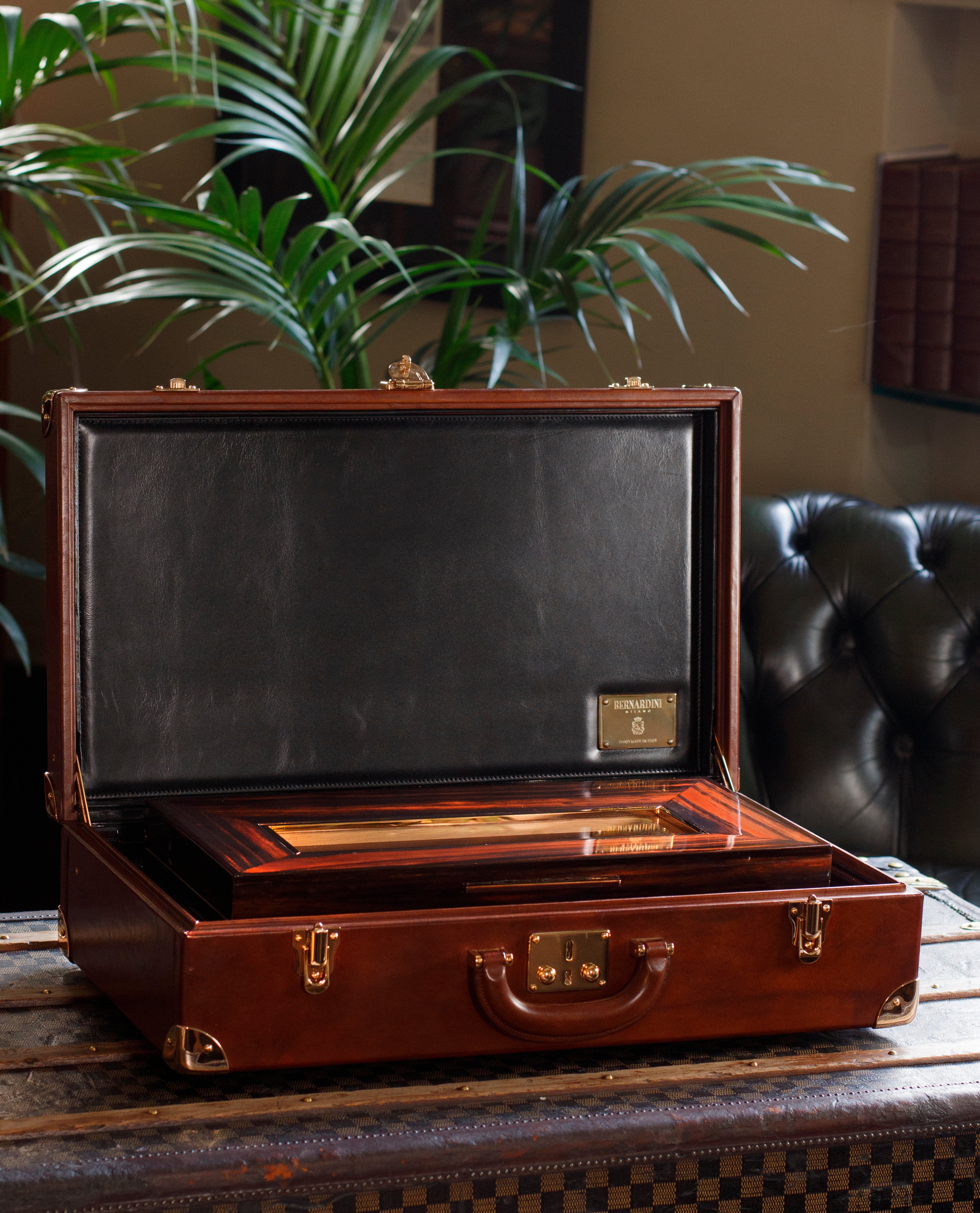 Bernardini Humidor Briefcase - Black leather and Ebony - N° 03/30