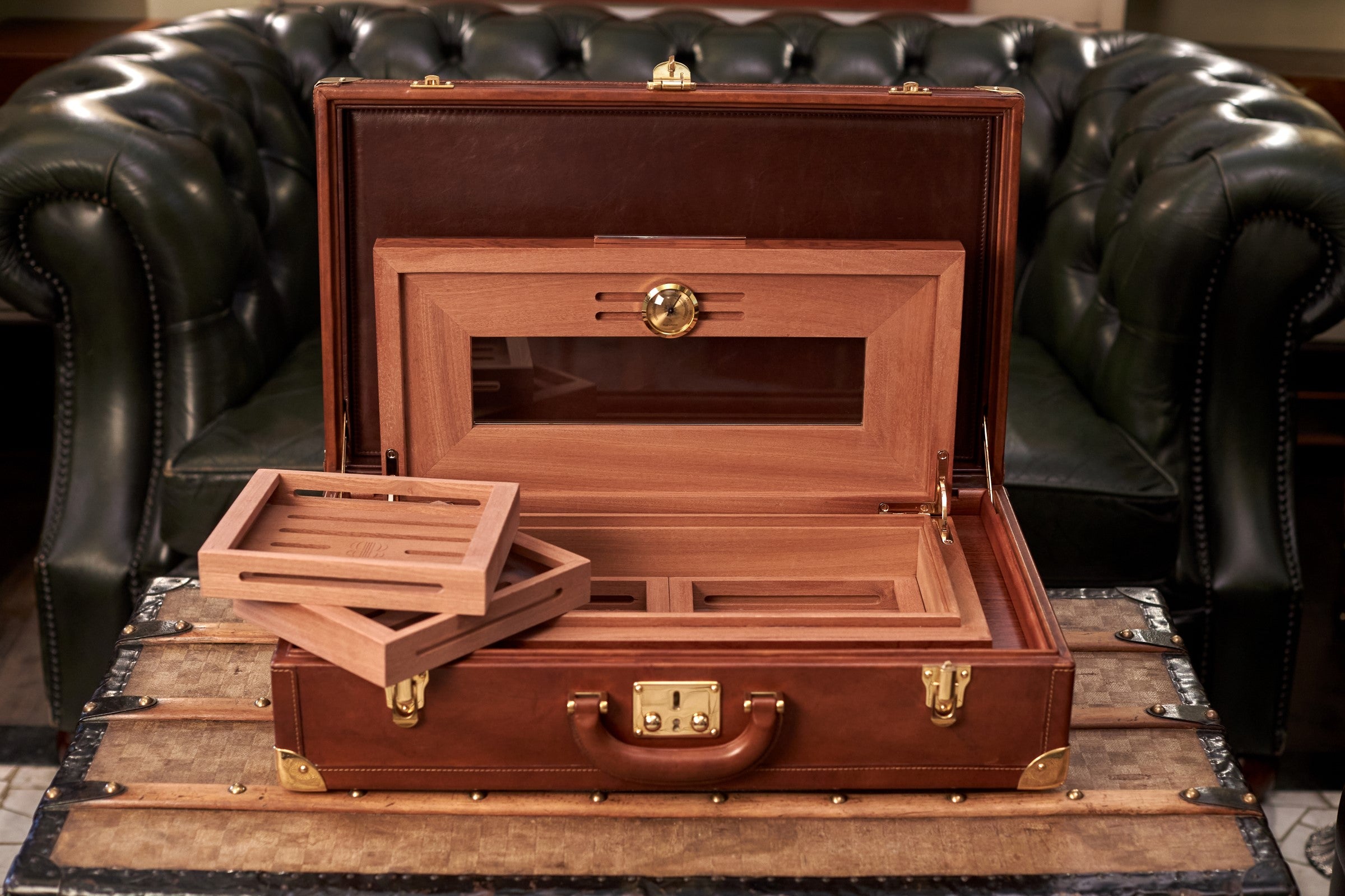 Bernardini Humidor Briefcase - Brown leather and Mahogany - N° 01/30