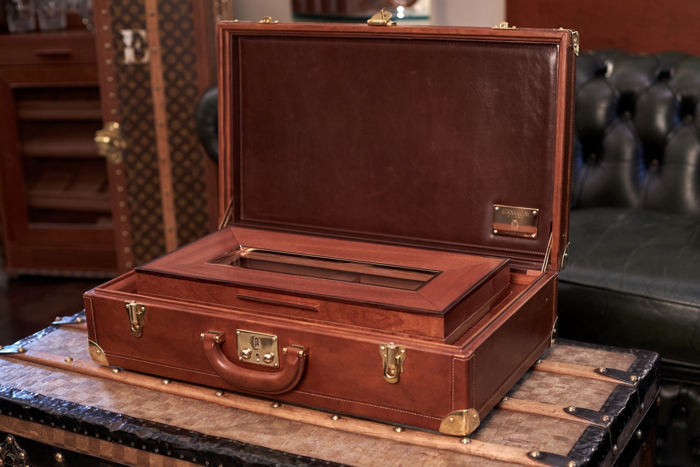 Bernardini Humidor Briefcase - Brown leather and Mahogany - N° 01/30