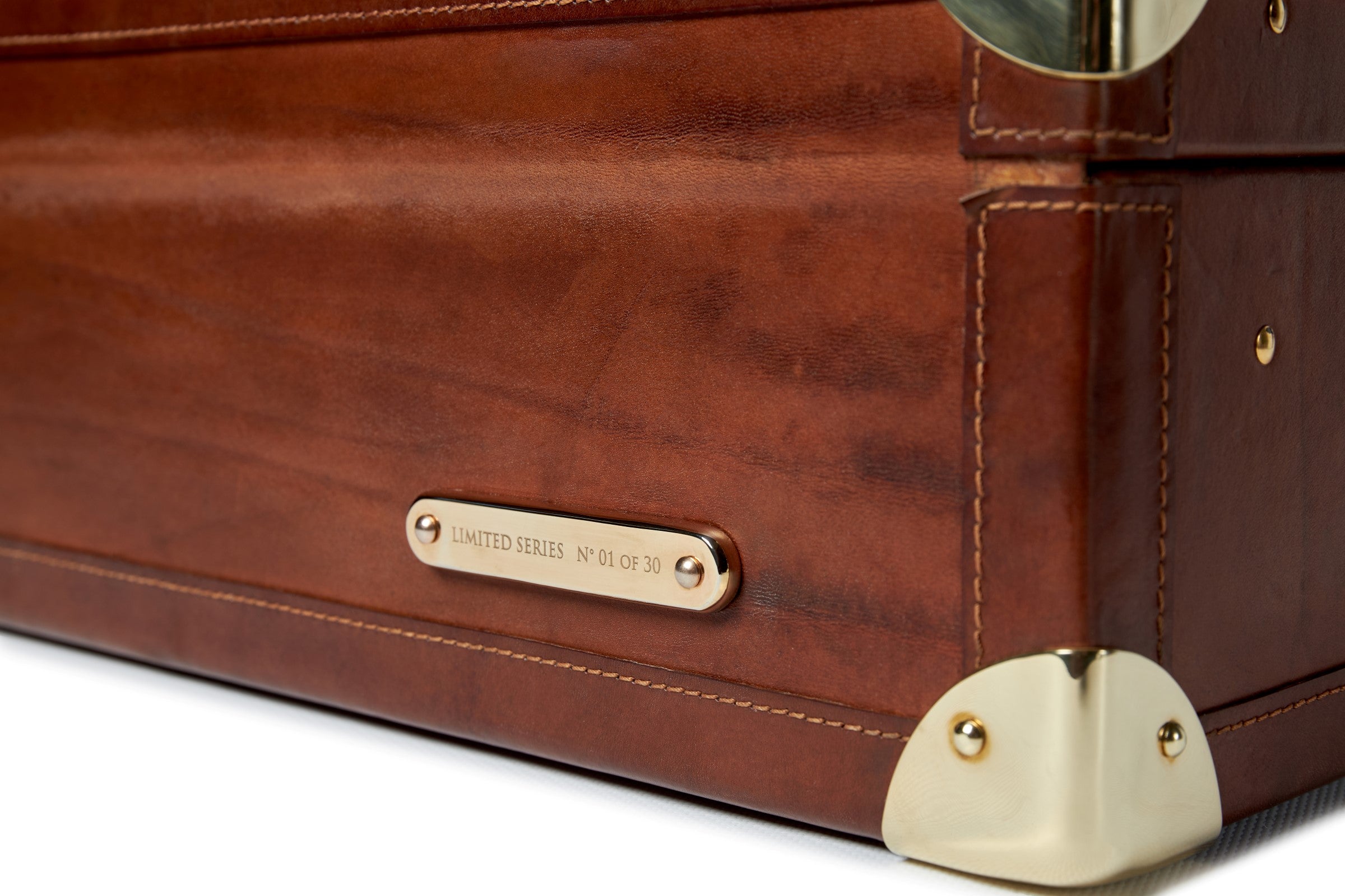 Bernardini Humidor Briefcase - Brown leather and Mahogany - N° 01/30