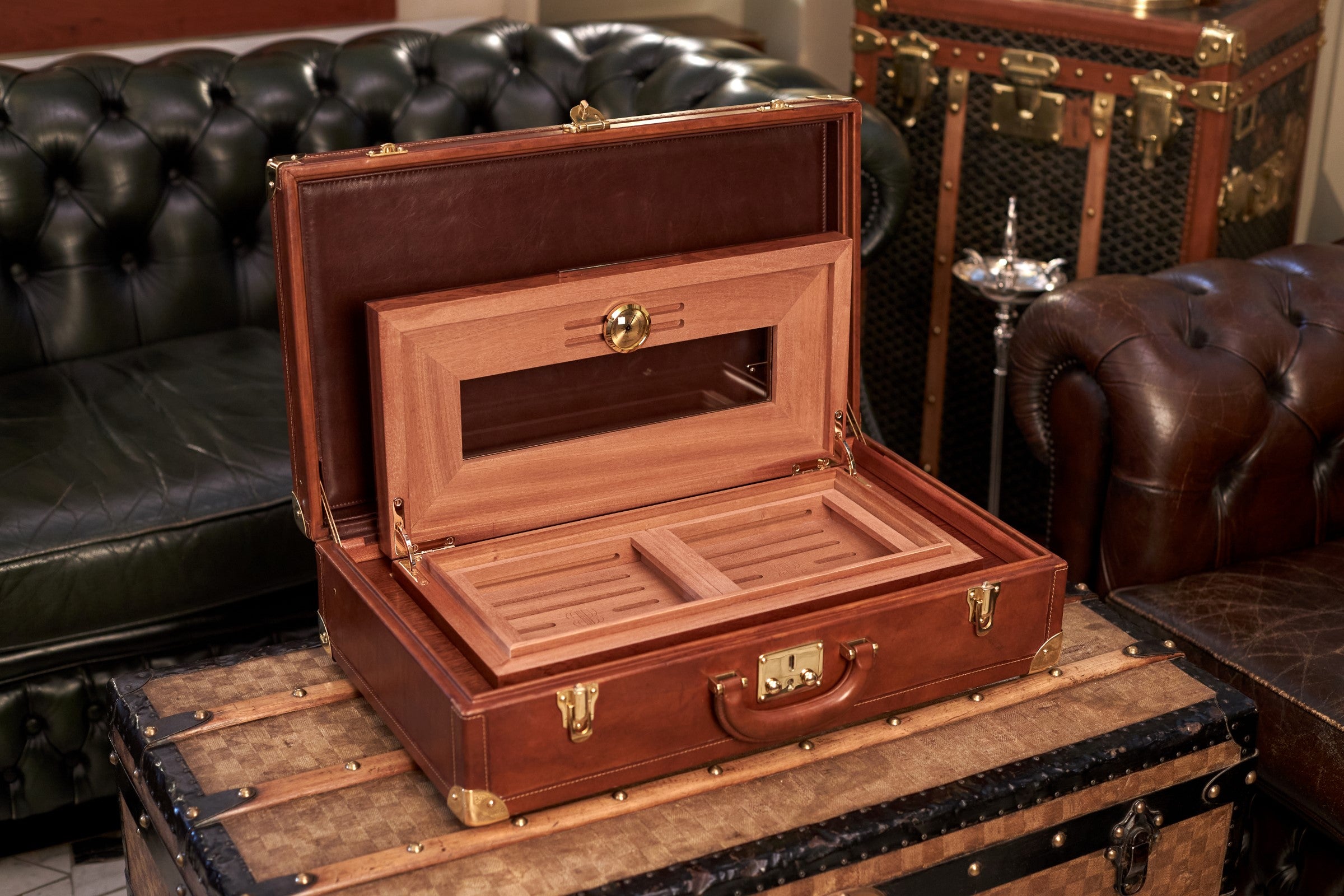 Bernardini Humidor Briefcase - Brown leather and Mahogany - N° 01/30