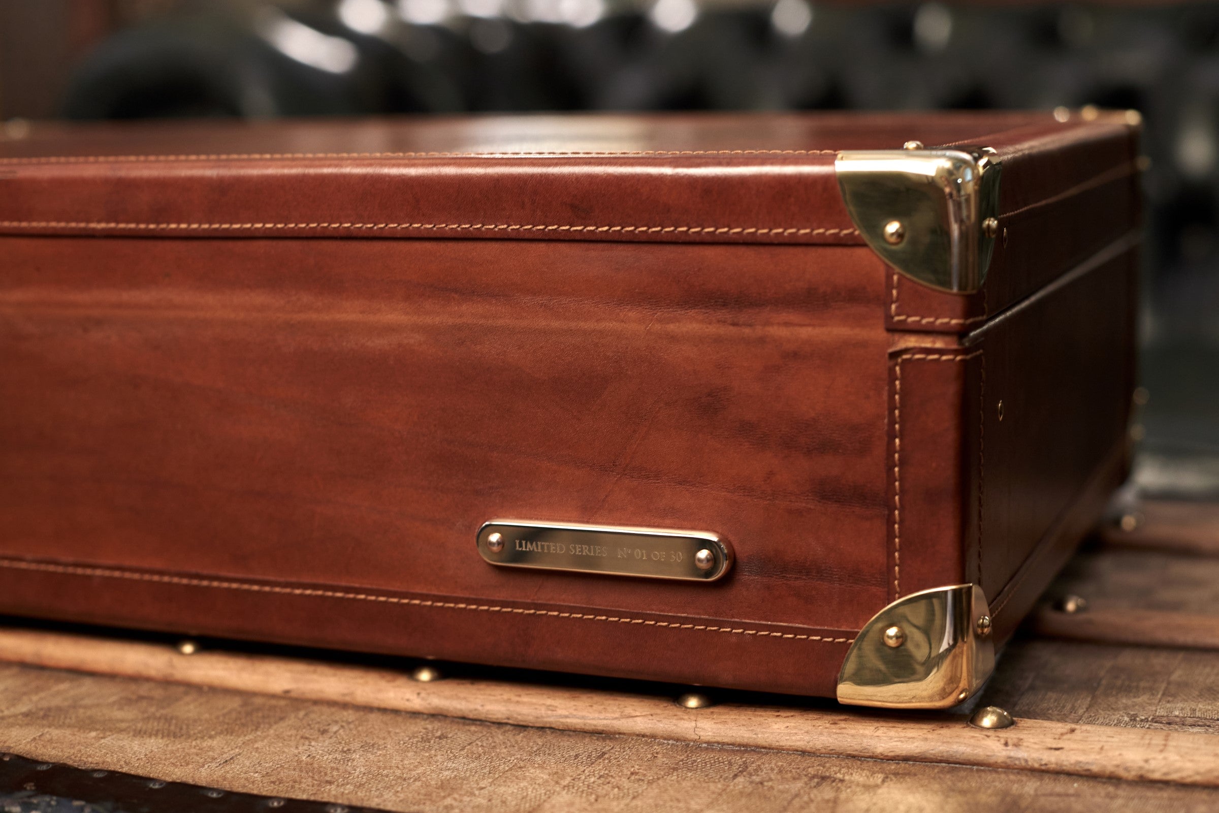 Bernardini Humidor Briefcase - Brown leather and Mahogany - N° 01/30