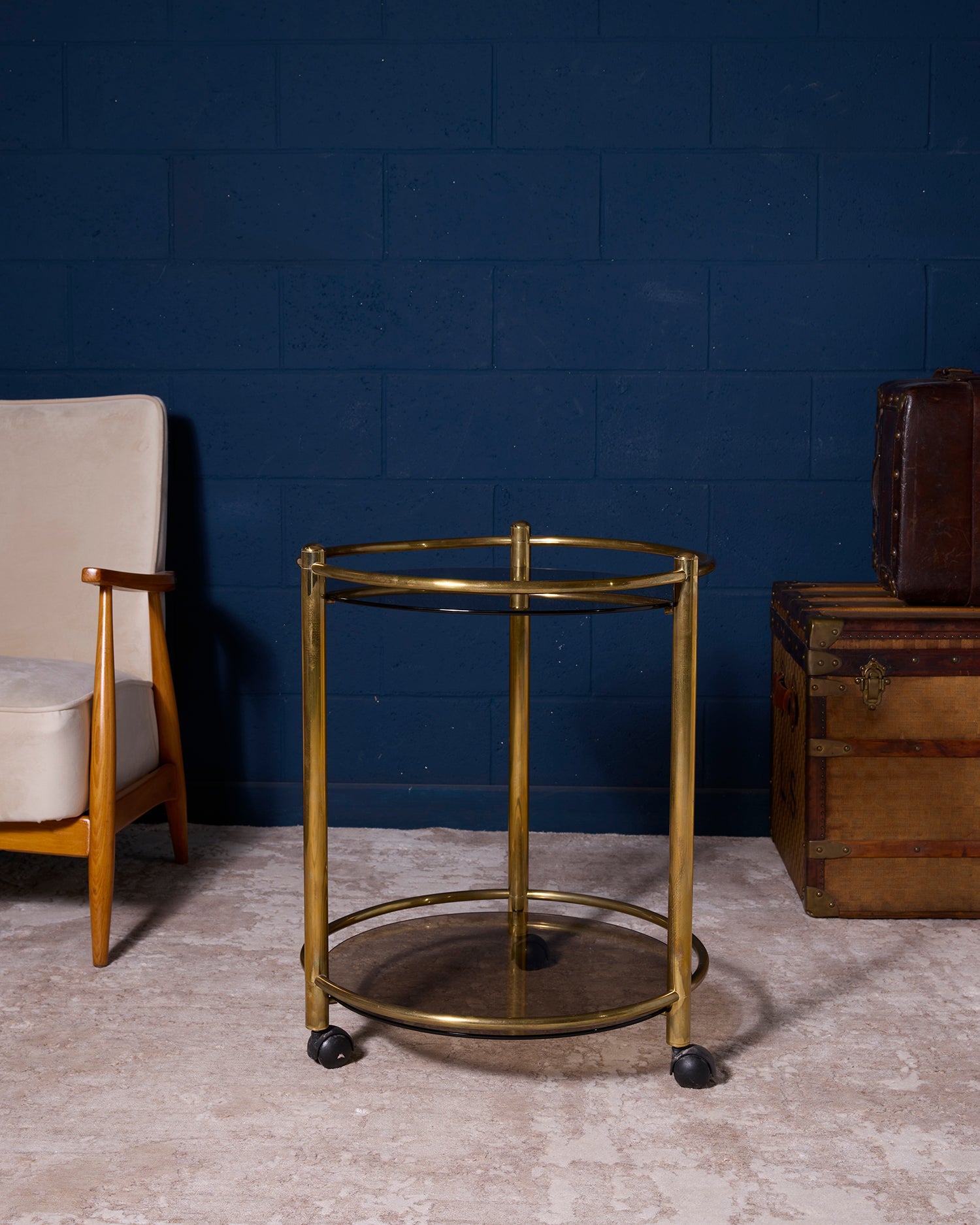 Smooth brass circular trolley