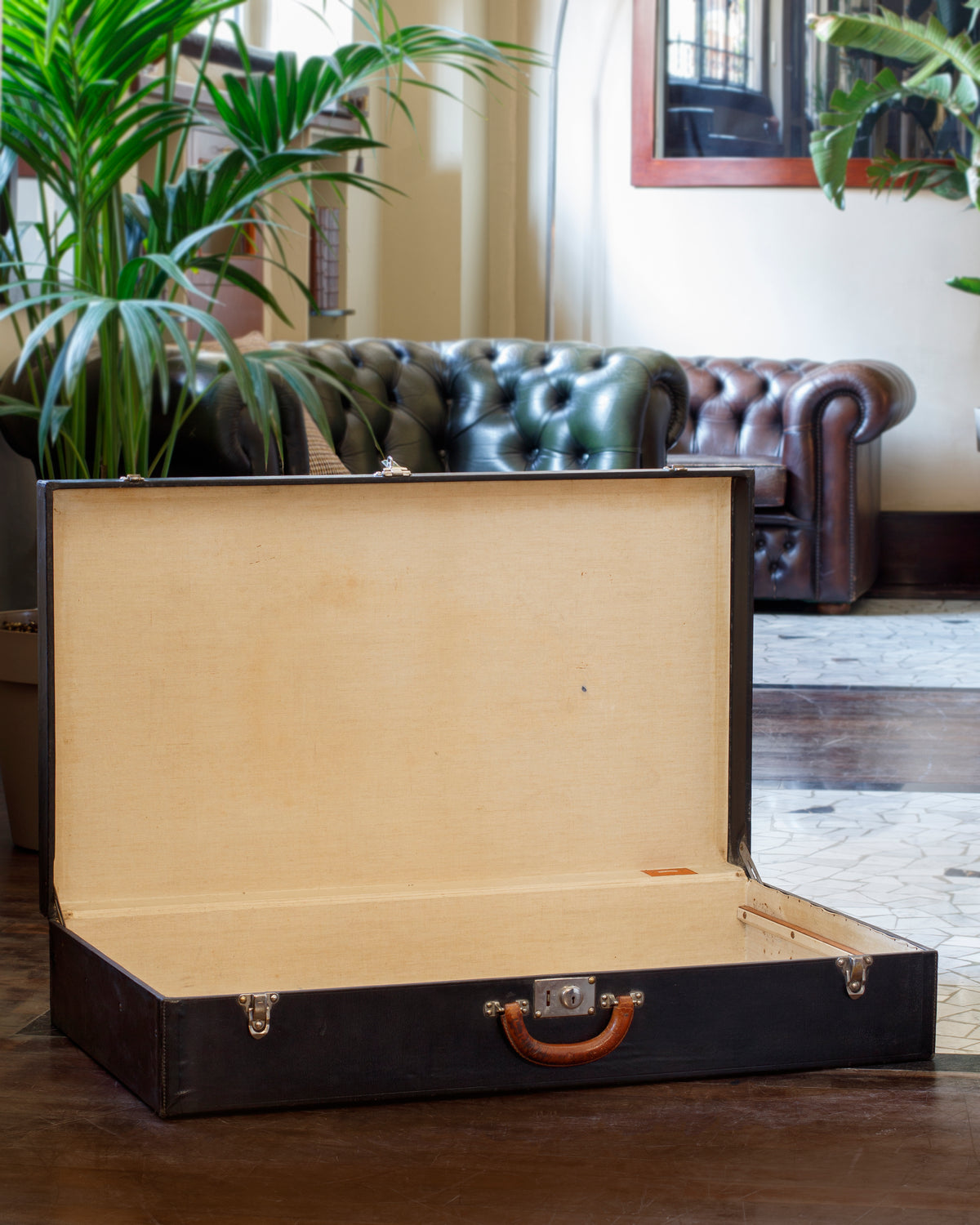 Louis Vuitton Car Suitcase Trunk