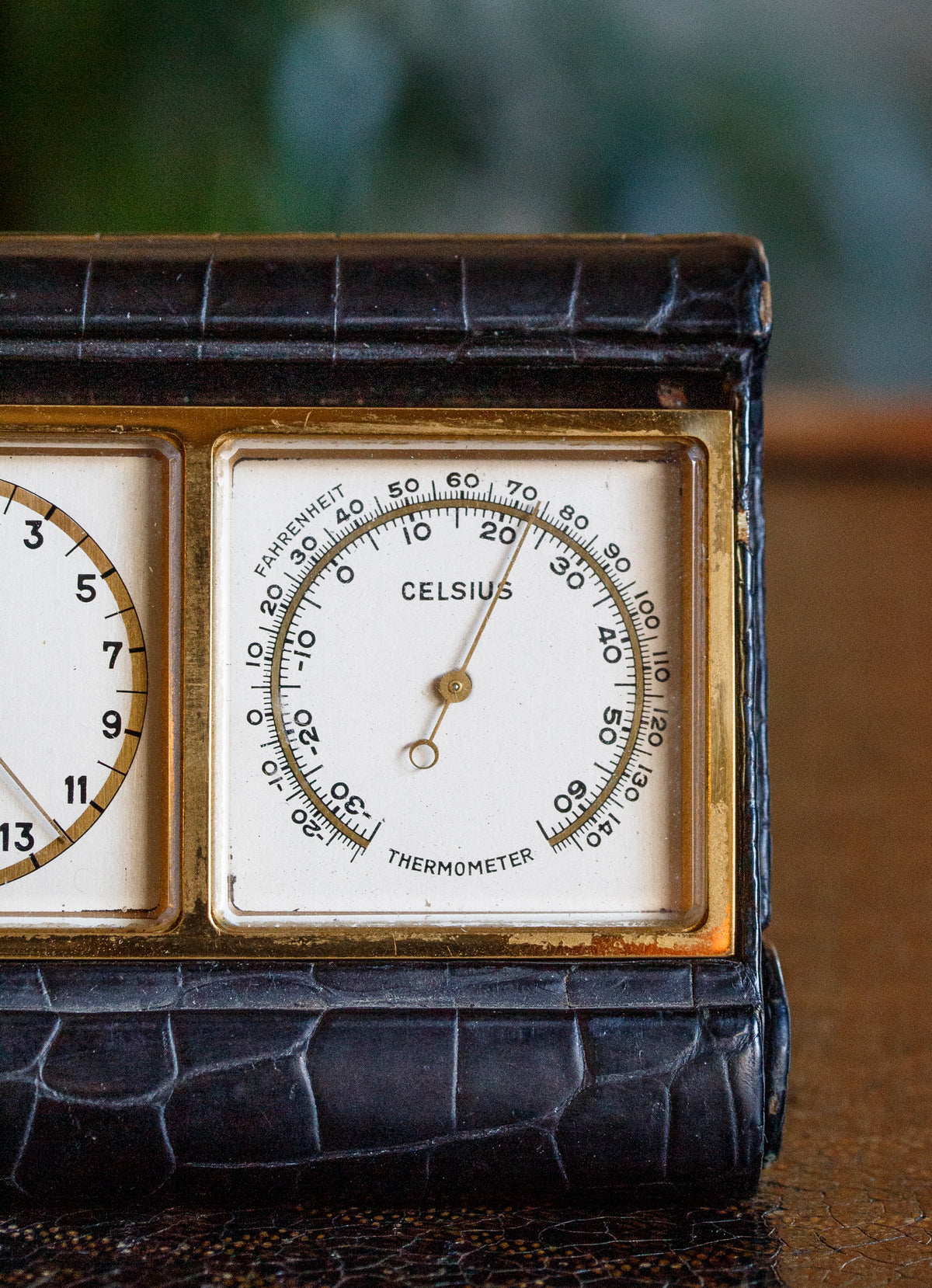 Orologio da viaggio modello Atos in ottone e coccodrillo - 1940 - &quot;Atos&quot; Croco and brass travel watch by Hermès