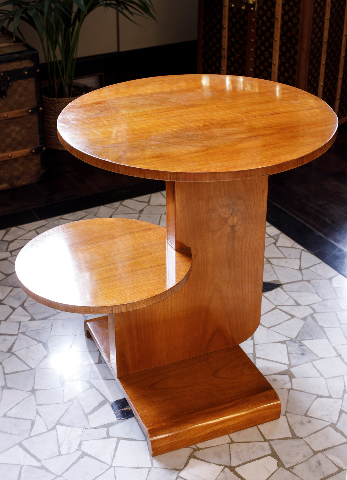 Tavolino tondo in ciliegio con due ripiani - 1930 - Cherry Circular Coffee Table