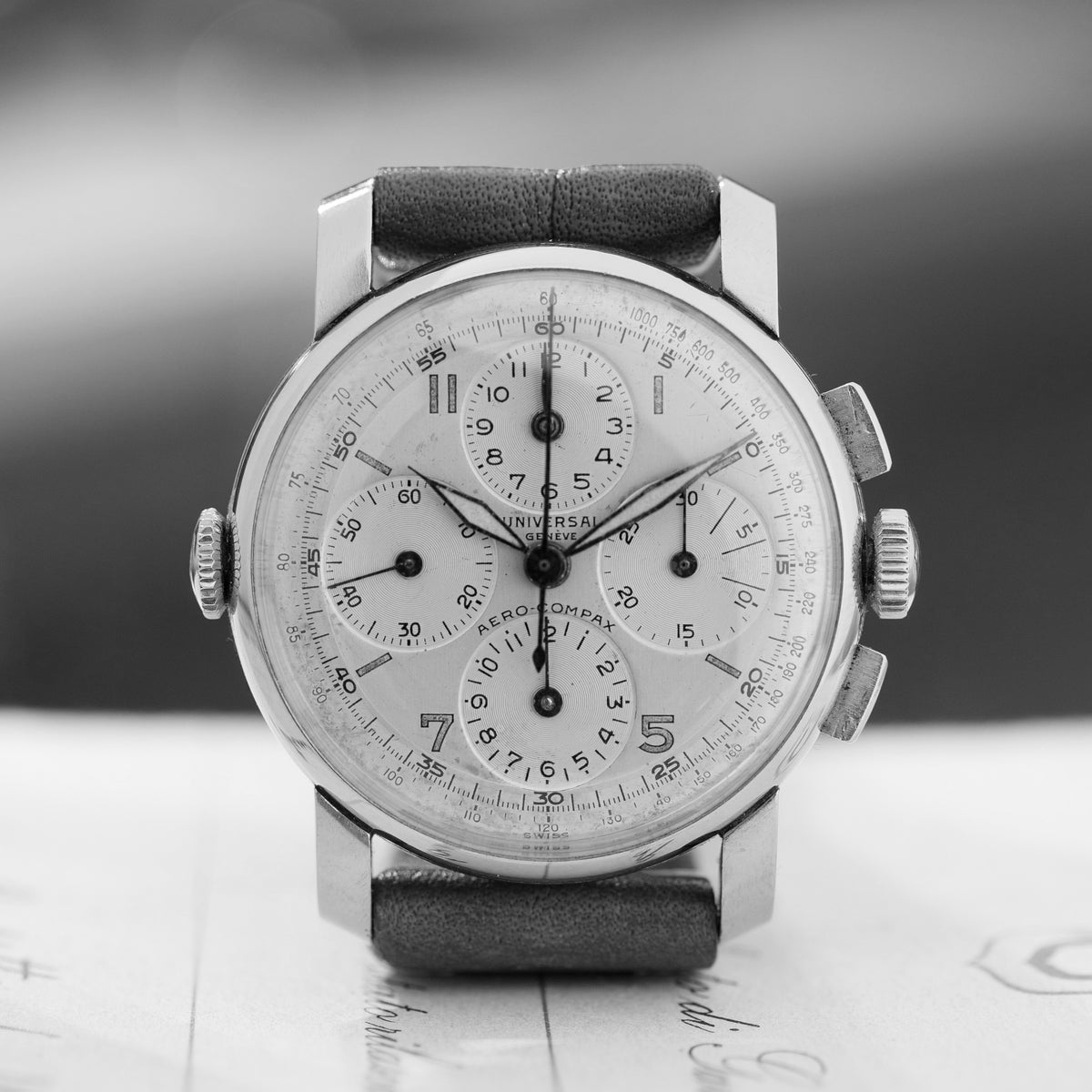 Universal Genève Aero-Compax