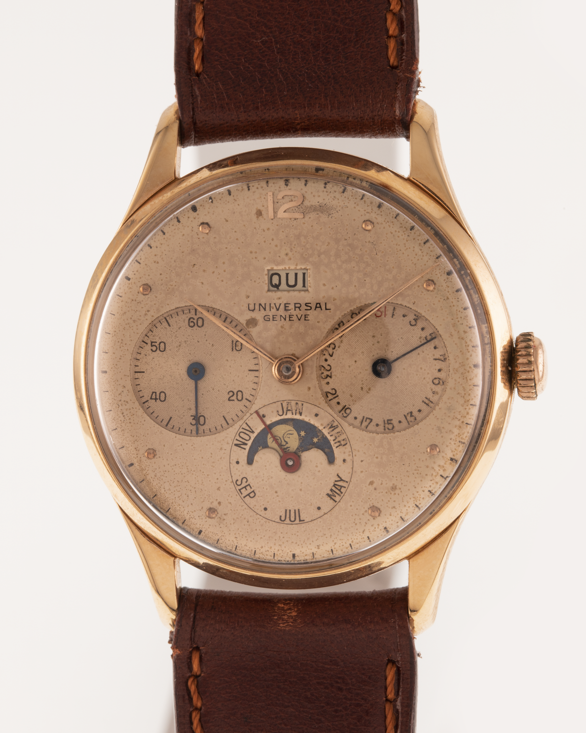 Universal Genève Calendar and moonphase 18 kt rose gold