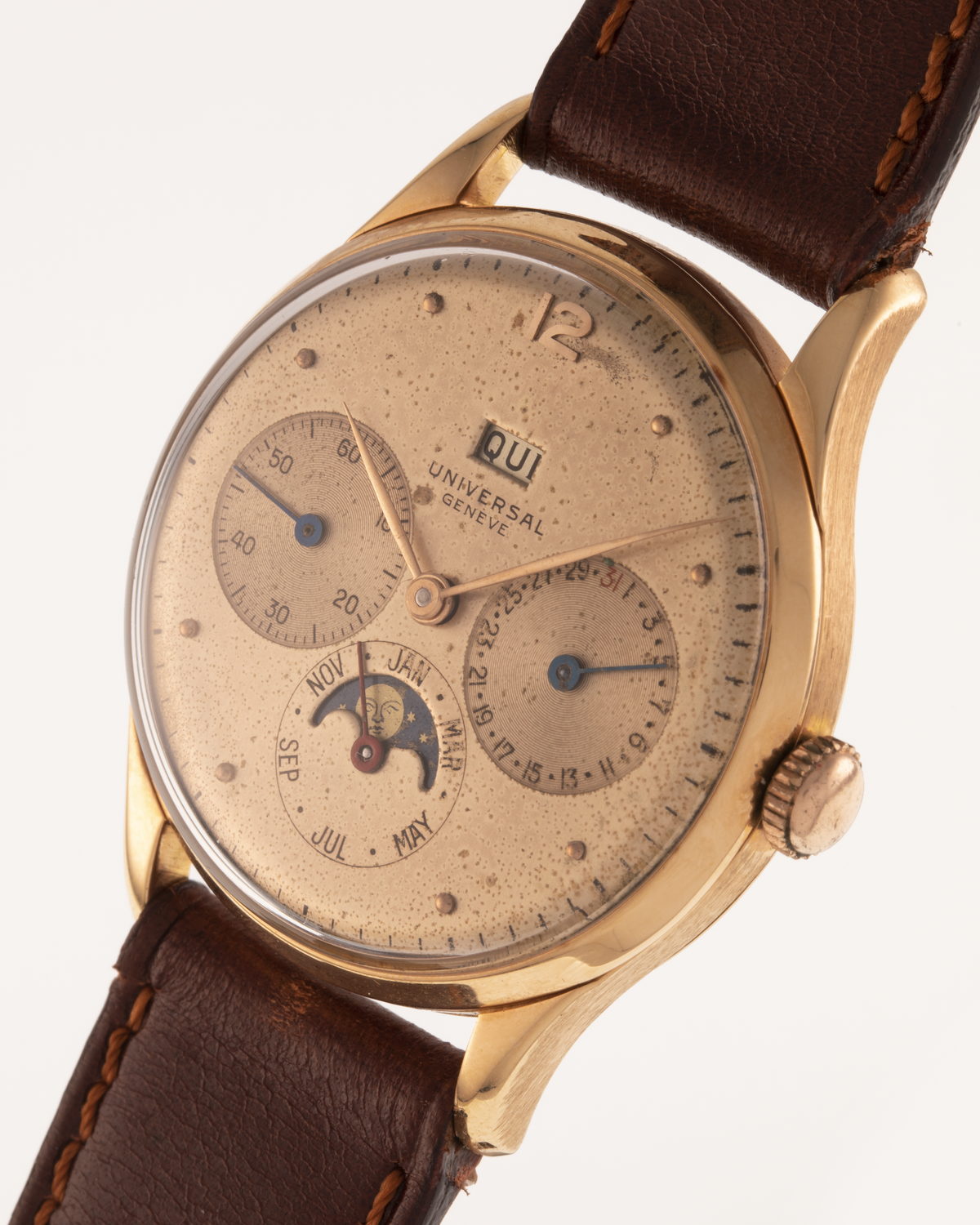 Universal Genève Calendar and moonphase 18 kt rose gold