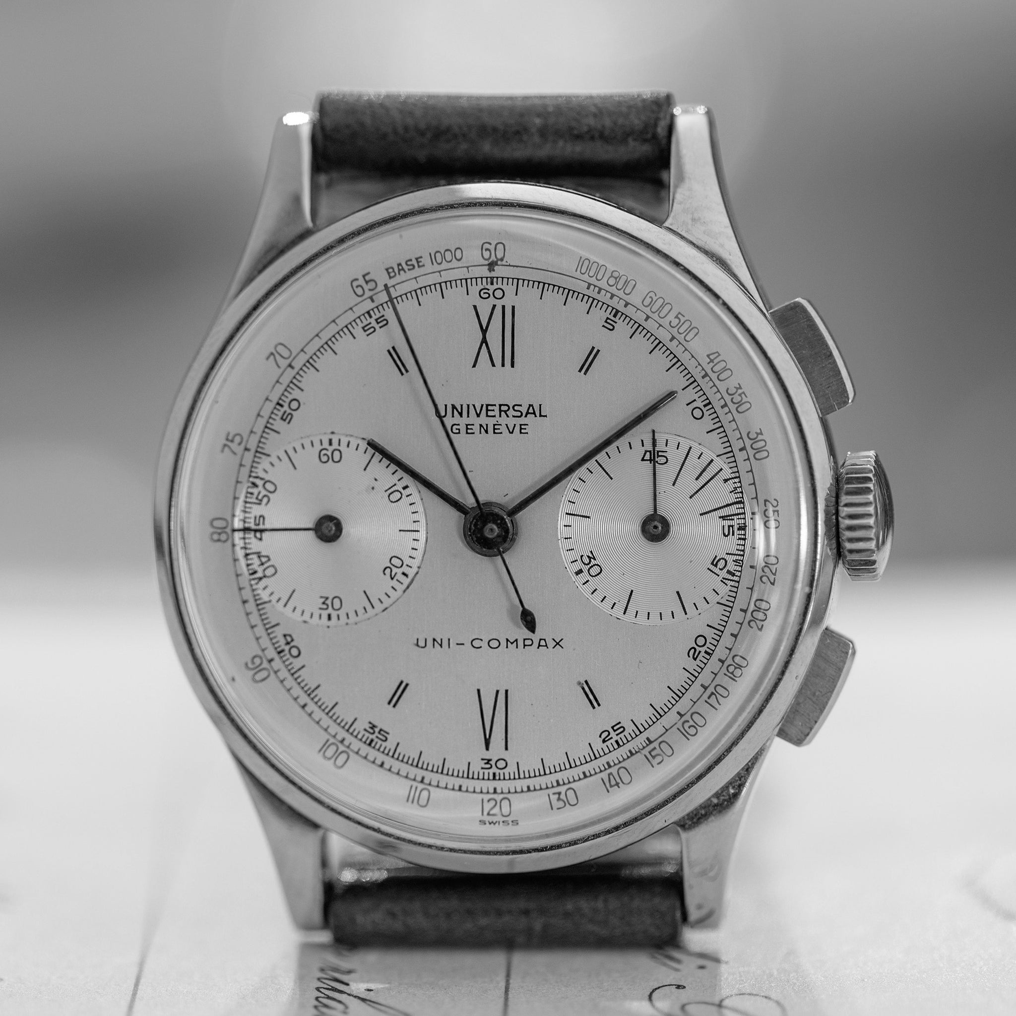 Universal Genève "Roman" black graphics BERNARDINI Milano