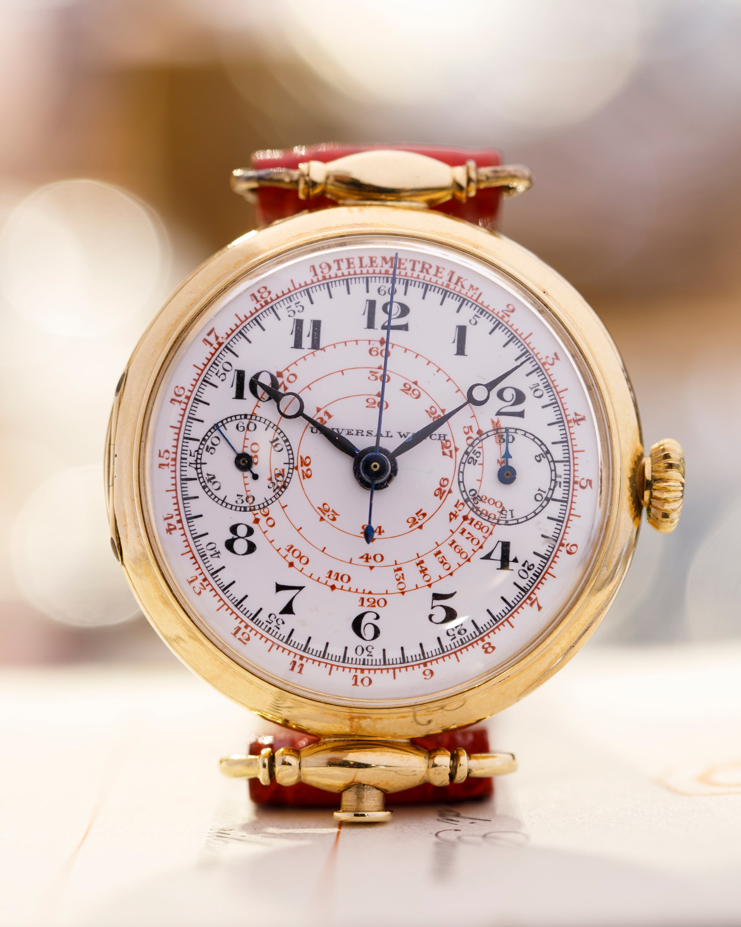 Universal Watch oversize enamel dial in yellow gold 