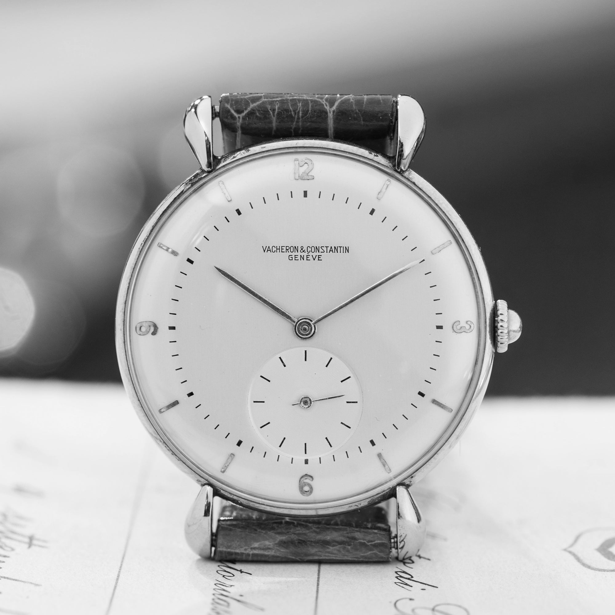Vacheron & Constantin oversize with drop lugs