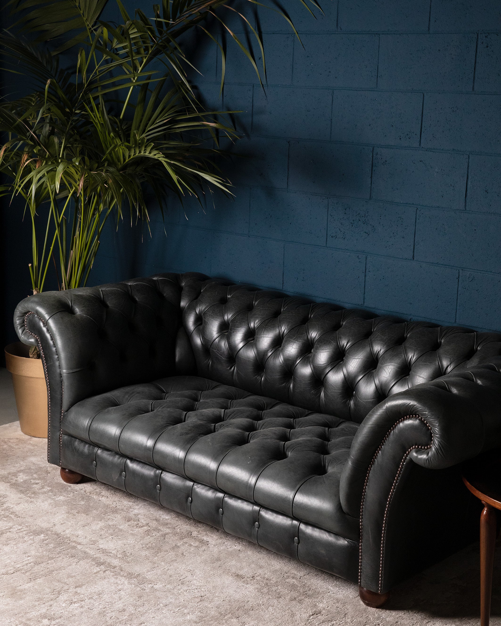 Vintage Sofa Chesterfield