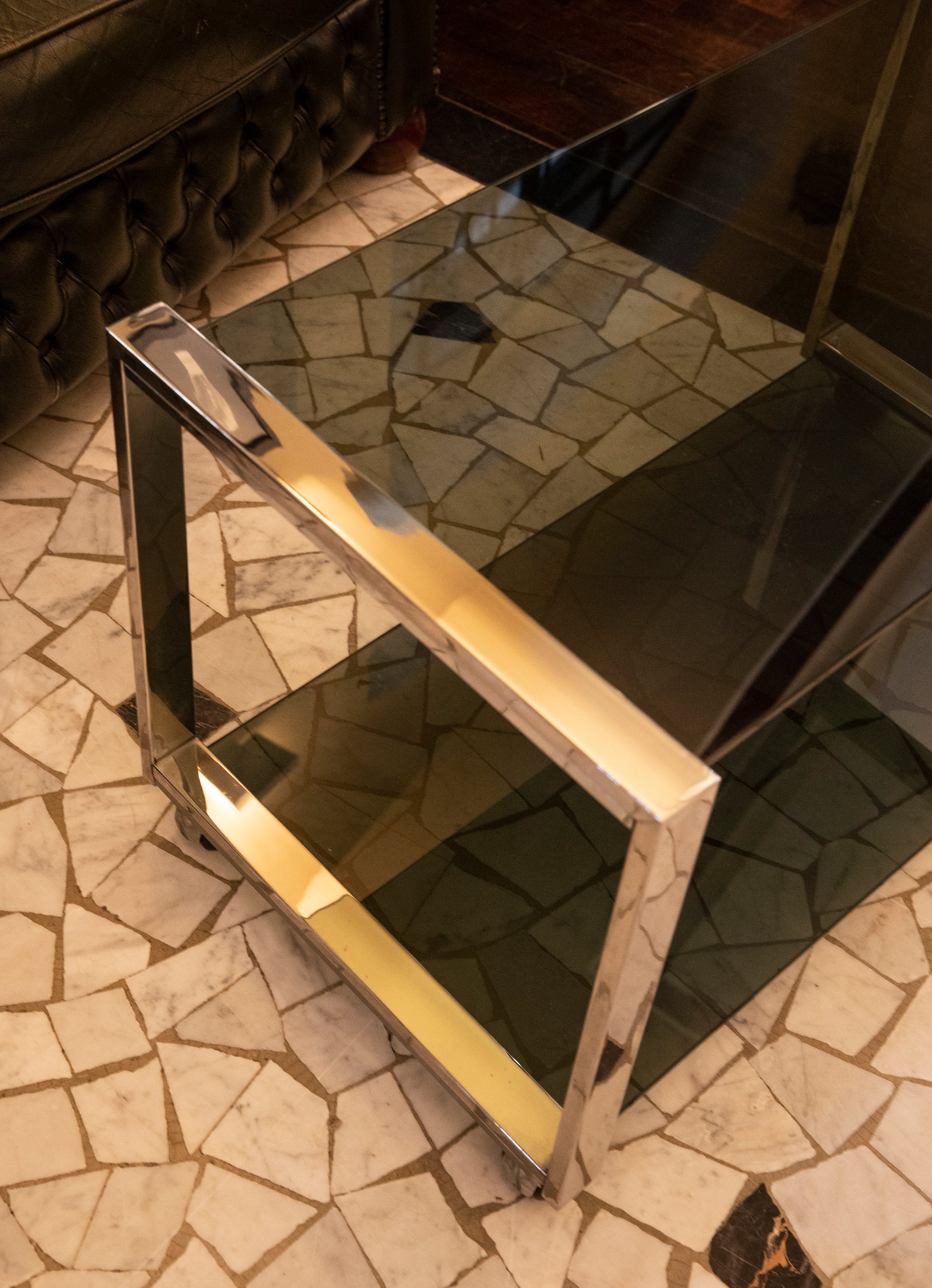 Carrello rettangolare cromato con piani in vetro fumè - 1980 - Rectangular Metal chrome with black fumè glass